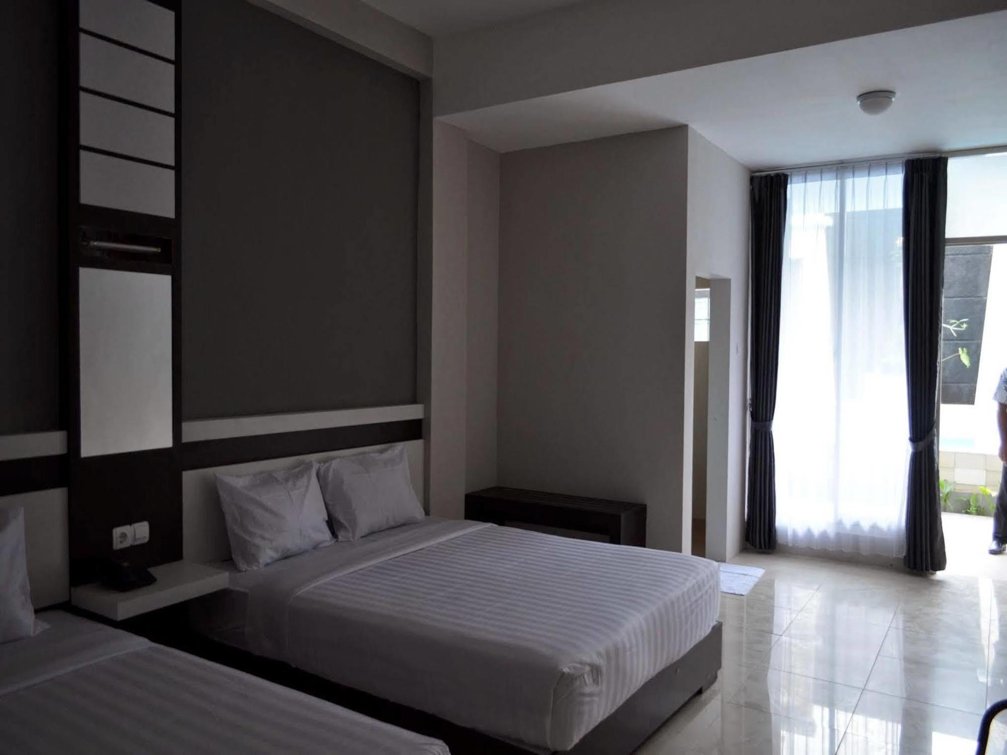 De Wahyu Hotel Batu  Ngoại thất bức ảnh